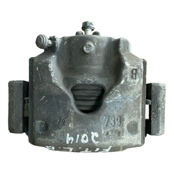 Pinça De Freio Dianteira Direita Fit 2014.