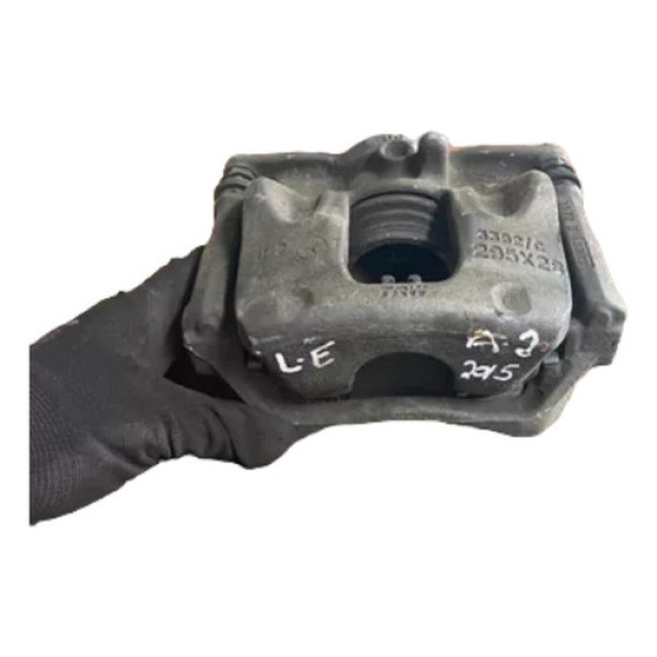 Pinça De Freio Dianteiro Esquerdo Mercedes A200 2013 2014