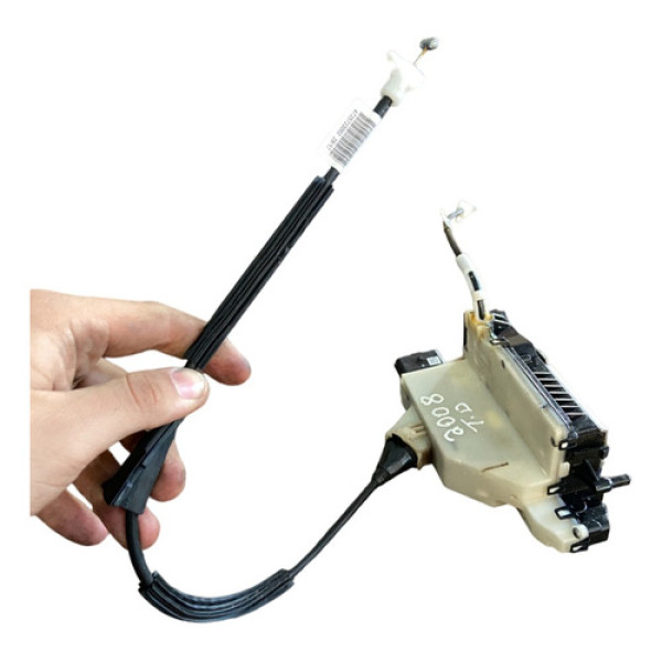 Fechadura De Porta Traseira Direita Peugeot 2008 2018