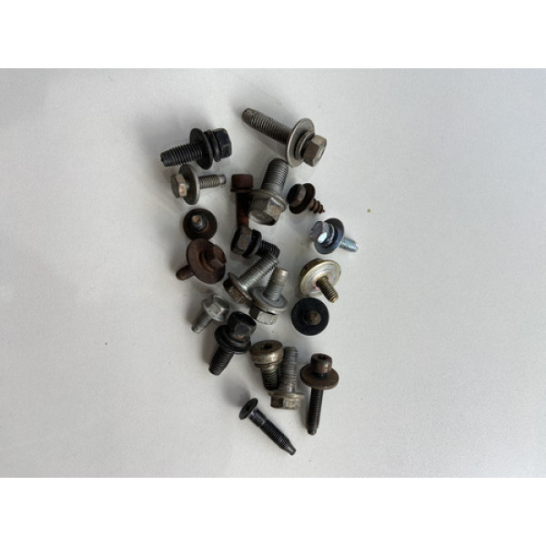 Kit 20 Parafusos Sortidos Automotivos 158