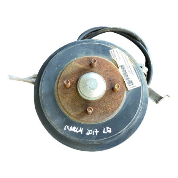 Cubo Traseiro Direito Completo Nissan March 2017