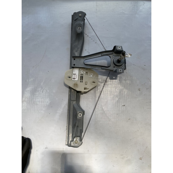 Máquina Vidro Manual Tras. Esquerdo Renault Clio 2012-17