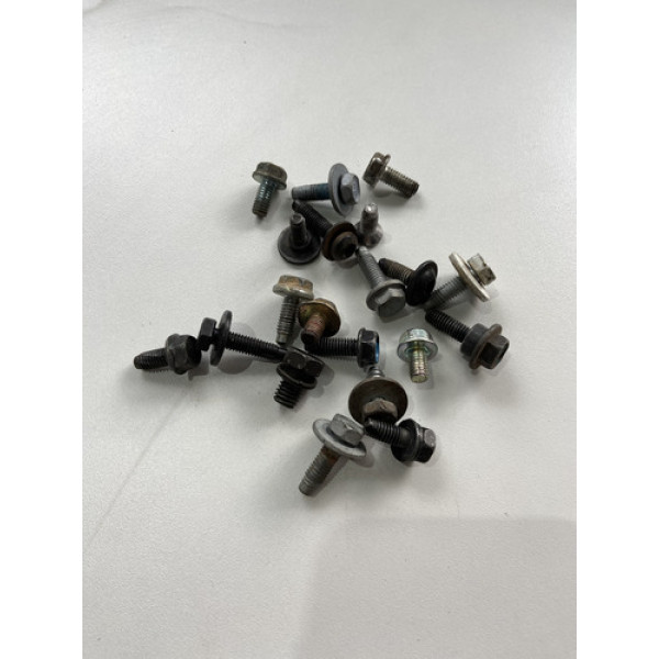 Kit 20 Parafusos Sortido Automotivo 35