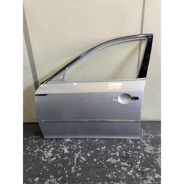 Porta Dianteira Esquerda Hyundai Azera 2010/2011 Dianteira Esquerda Prateado