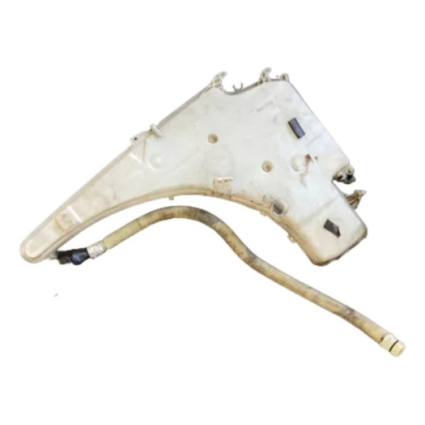 Reservatório De Água Pára-brisa Bmw 120i 2009 2010