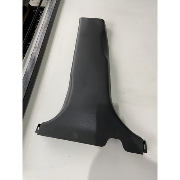 Moldura Soleira Da Coluna L.e Hyundai I30 2.0 2010 2011