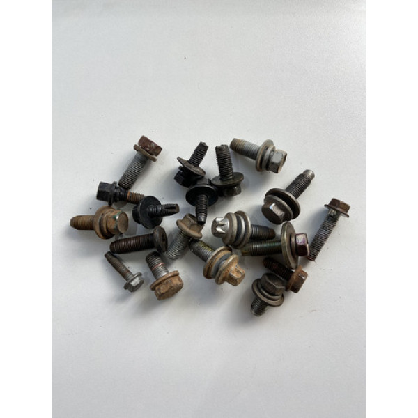 Kit 20 Parafusos Sortidos Automotivos 149