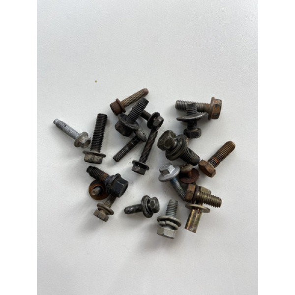 Kit 20 Parafusos Sortidos Automotivos 155