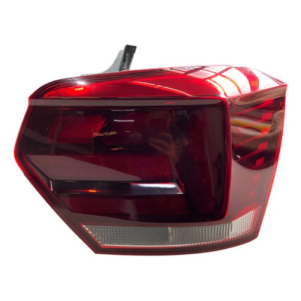 Lanterna Traseira Direita Arteb Polo 2018 2019 Direito Vermelho