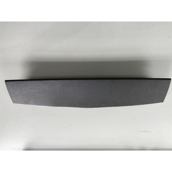 Acabamento Inferior Tampa Traseira Chevrolet Tracker 2018