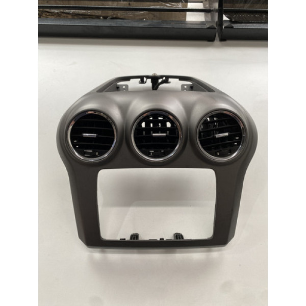 Moldura Central Do Painel Gm Captiva 2014