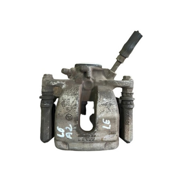 Pinça De Freio Traseira Esquerda Mercedes A200 2014 2015