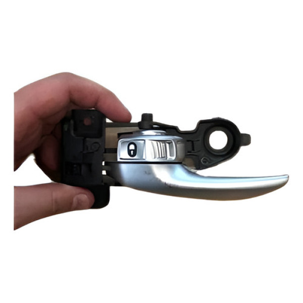 Maçaneta Interna Dianteira Esquerda Fiat Toro Diesel 2018 19 Dianteira