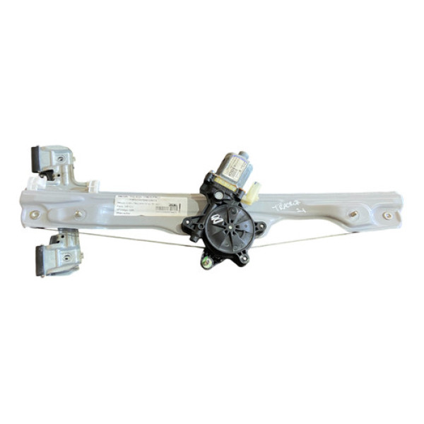 Máquina Vidro Dianteira Direita Tracker 2020 2021 2022