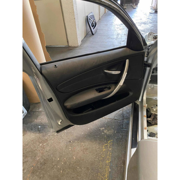 Forro De Porta Dianteira Esqueda Bmw 120i 2009 2010