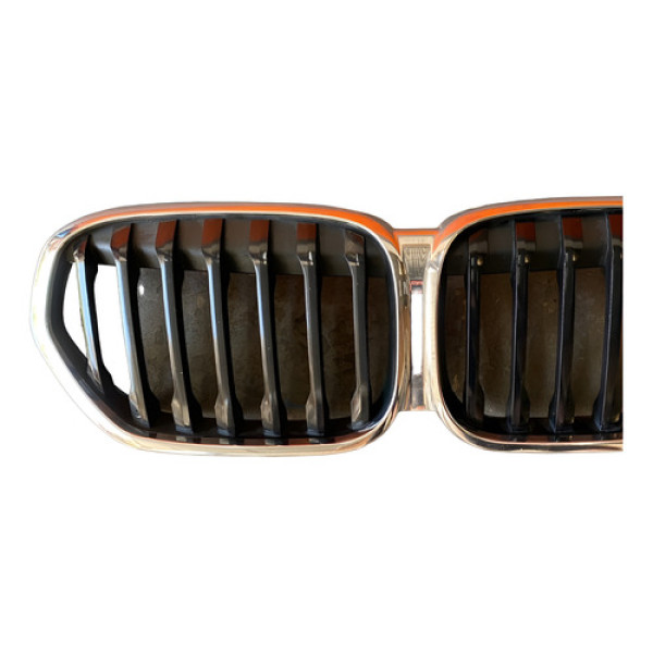 Grade Do Parachoque Bmw X1 2019/20 F4849lci Cromado  Preto Ambos Os Lados
