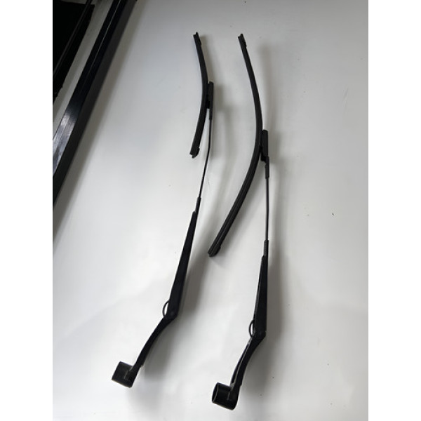 Braço Limpador Para Brisa Chevrolet Onix Plus 2020 2021 Esquerdo