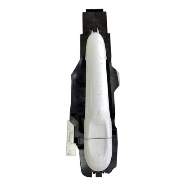 Maçaneta Externa Dianteira Direita Nissan March 2017