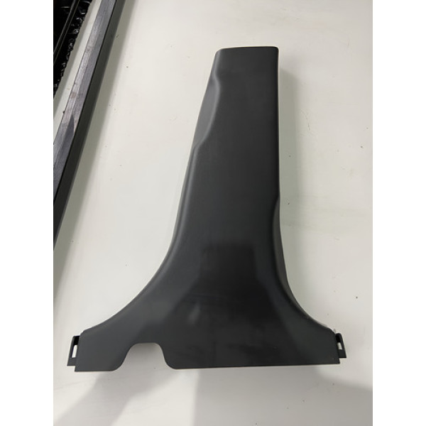 Moldura Soleira Da Coluna L.d Hyundai I30 2.0 2010 2011 Preto