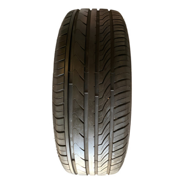 Pneu 235/60r18 Onyx 107v Ny Hp187 A2
