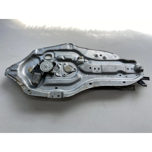 Maquina De Vidro Dianteira Esquerda Kia Cerato 2011 2012