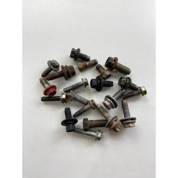 Kit 20 Parafusos Sortidos Automotivos 142