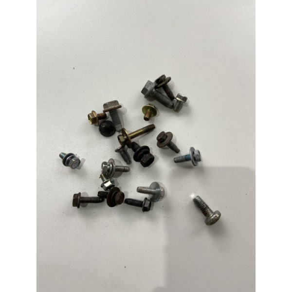 Kit 20 Parafusos Sortido Automotivo 27