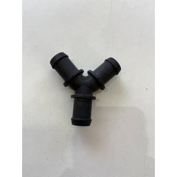 Flange Da Agua Ford New Fiesta 2014 2015