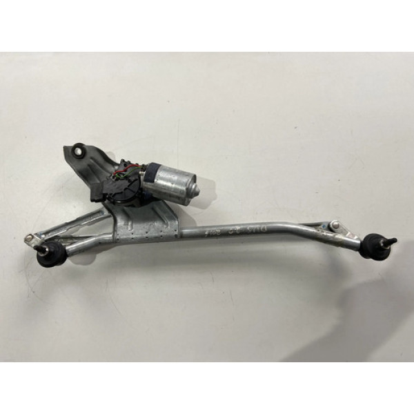 Máquina Limpador De Para Brisa Renualt Duster 2.0 2014 2015