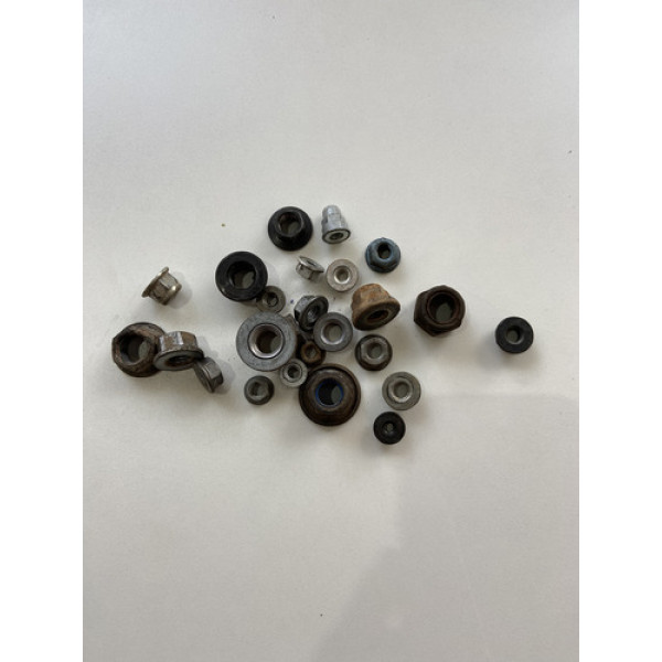 Kit 25 Porcas Sortidas Automotivo 204 Preto