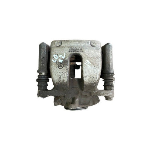 Pinça De Freio Traseira Direita Mercedes A200 2014 2015