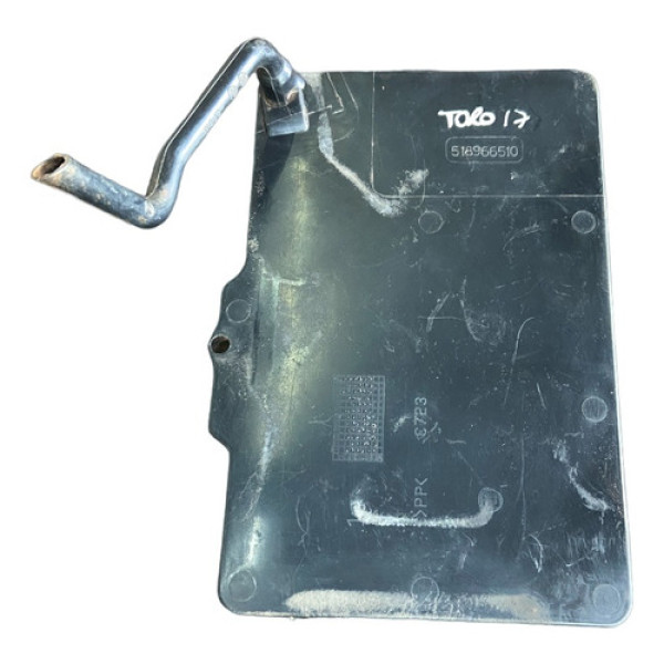 Acabamento Base Suporte Bateria Fiat Toro 2018.