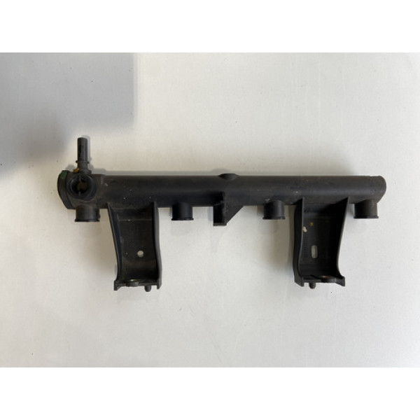 Flauta Do Bico Combustível Peugeot 1.6 2006 2007