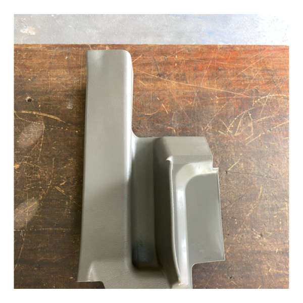 Soleira Porta Traseira Esquerdo Tucson 2.0 2015/2016 Cinza