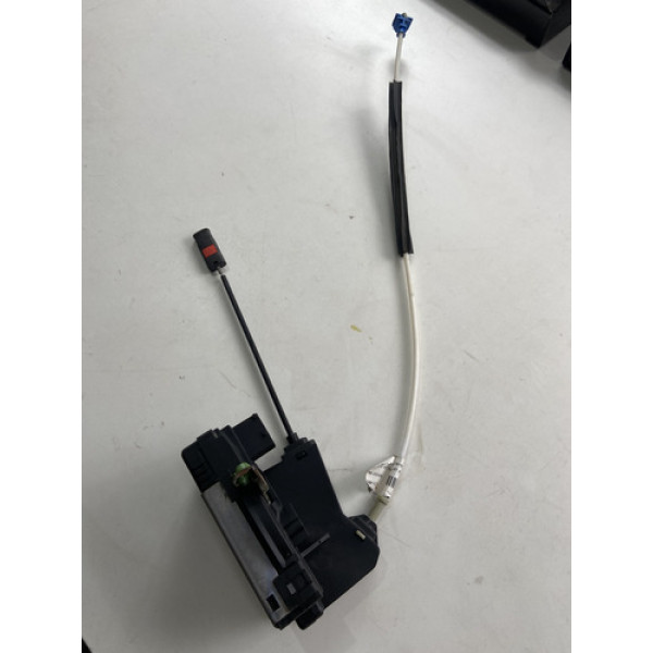 Fechadura De Porta Dianteira Direita Chevrolet Astra 2006