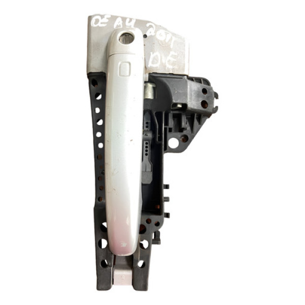 Maçaneta Externa Dianteira Esquerda Audi A4 2.0 2010 2011 - Prateado - Dianteira