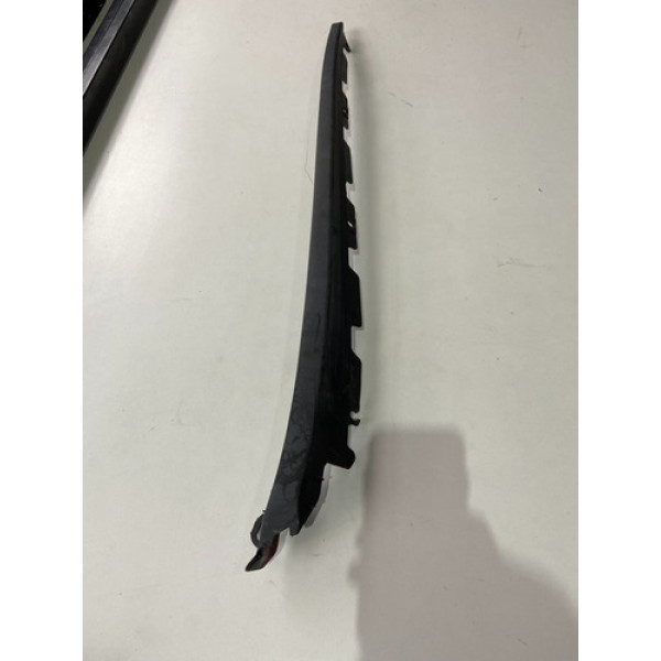 Moldura Esquerda Coluna Parabrisa Fiat Strada 2014 2015