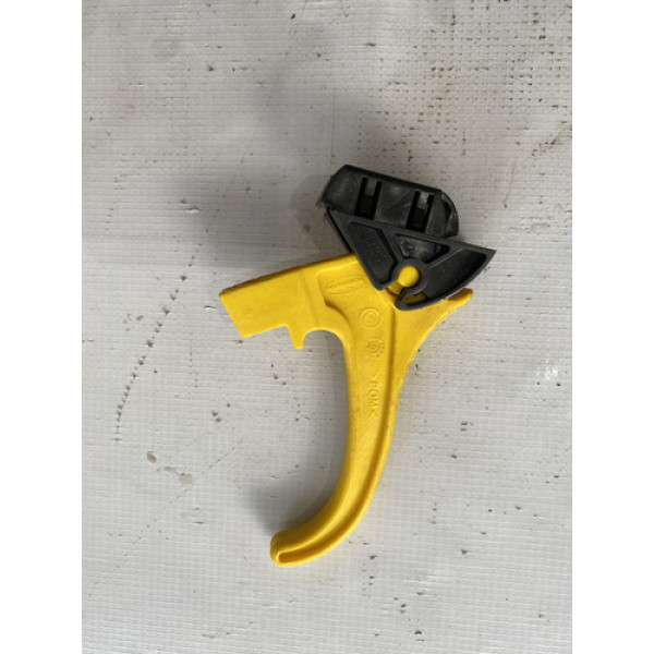 Alça Maçaneta Puxador Abrir Capô Fiat Idea 2012 2013