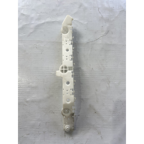 Guia Do Para Choque Traseiro Esquerdo Nissan Kicks 2021 2022