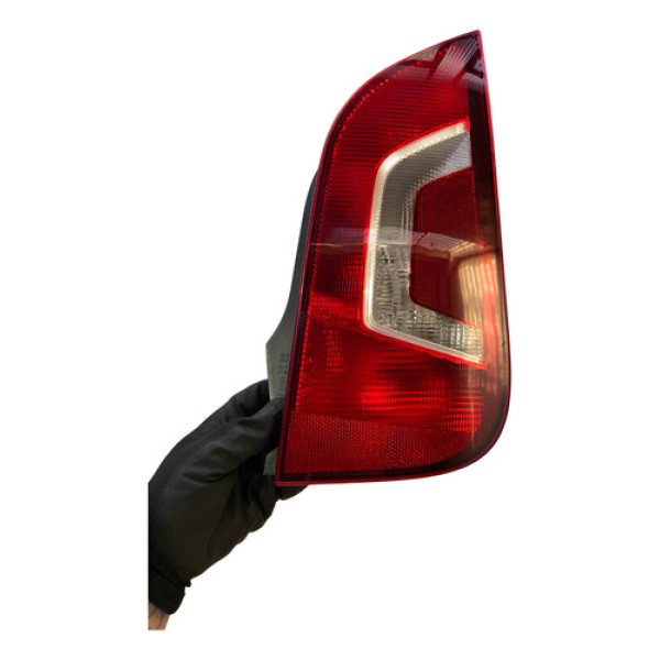 Lanterna Traseira Direito Up 2014 2015 Direito Vermelho