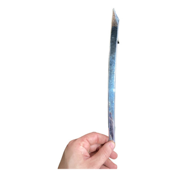 Friso Central Esquerdo Da Grade Do Radiador Corolla 1.8 2016 Cromado