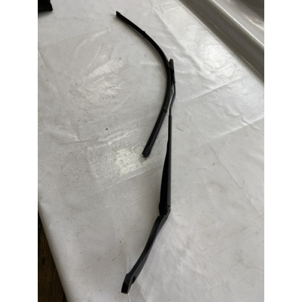 Braço Esquerdo Limpador Parabrisa Renault Captur 1.6 2019 Esquerdo