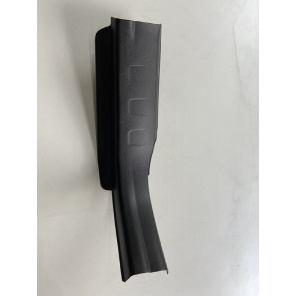 Soleira Traseira Esquerda Suzuki Grand Vitara 2014 2015 Preto