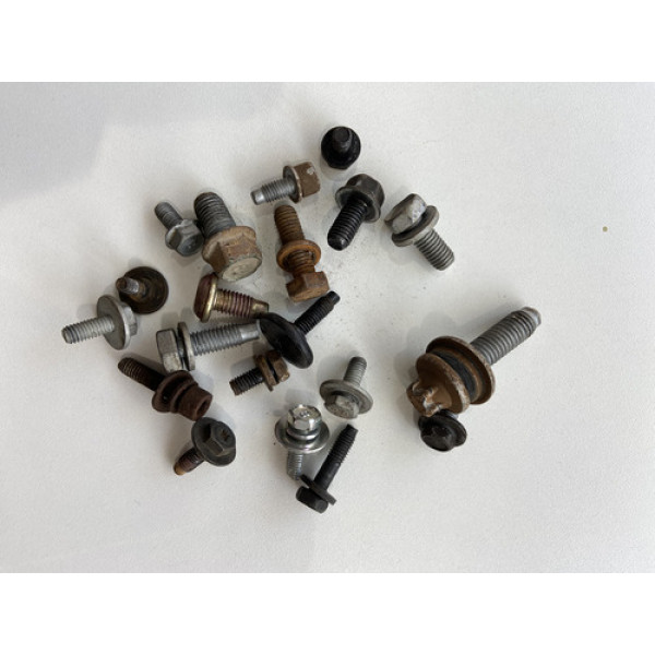 Kit 20 Parafusos Sortidos Automotivos 162