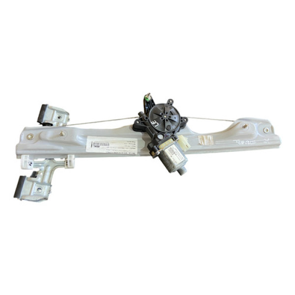 Máquina Vidro Dianteira Esquerda Tracker 2020 2021 2022