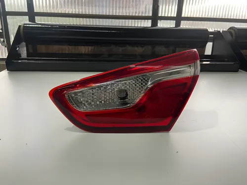 Lanterna Traseira Direita Chevrolet Cruze 1.4 Ltz 2017 2018 Direito/passageiro Vermelho